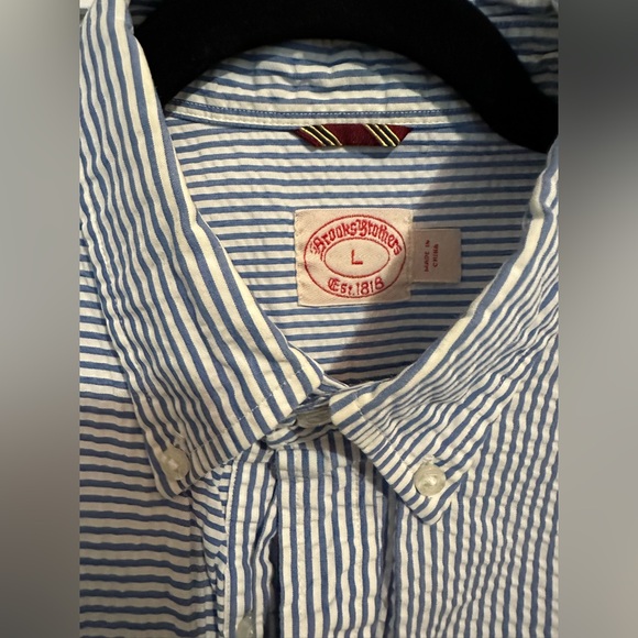 Searsucker Button Down - fun print - Picture 2 of 3